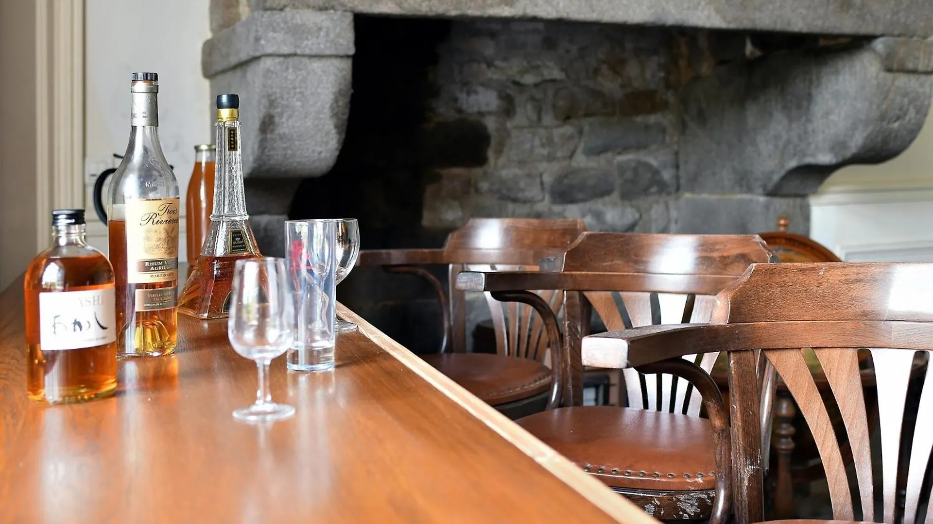 Domaine De Launay Blot Baguer-Morvan 0*,